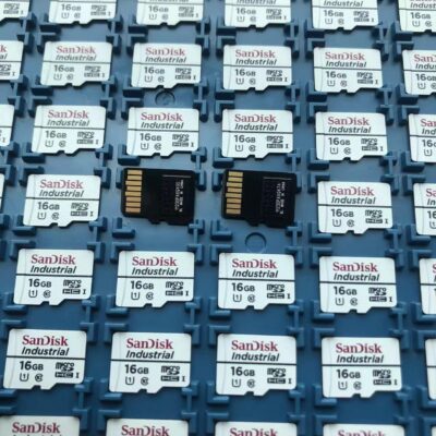 SanDisk SDSDQEC-016G - Image 2