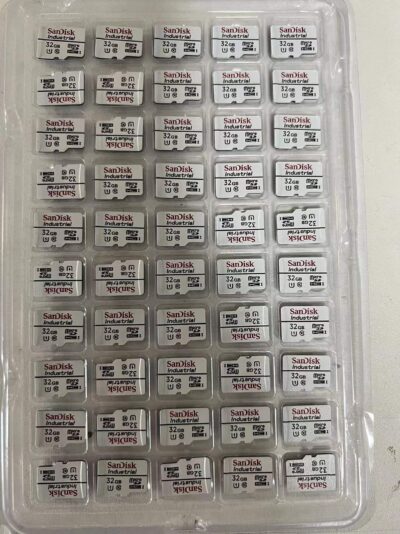 SanDisk SDSDQEC-032G - Image 2